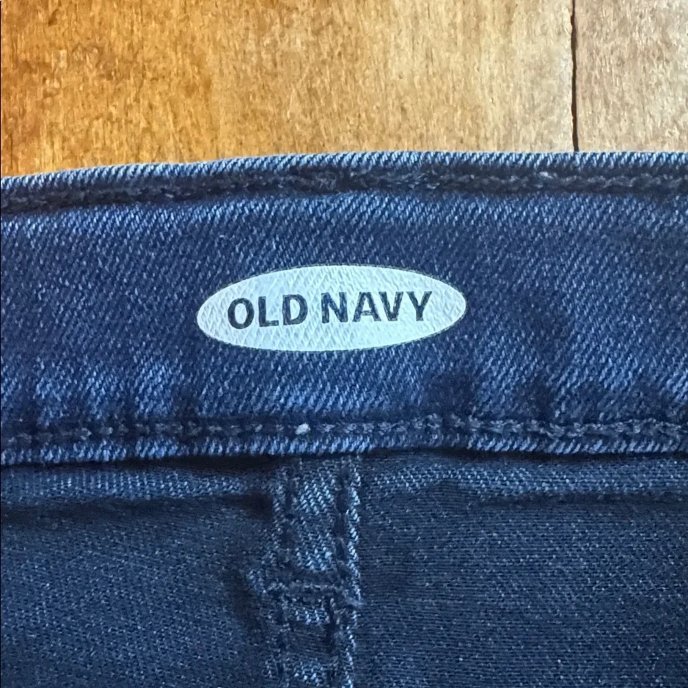 Old Navy denim shorts size 7 Frayed Hem cotton summer beach vacation